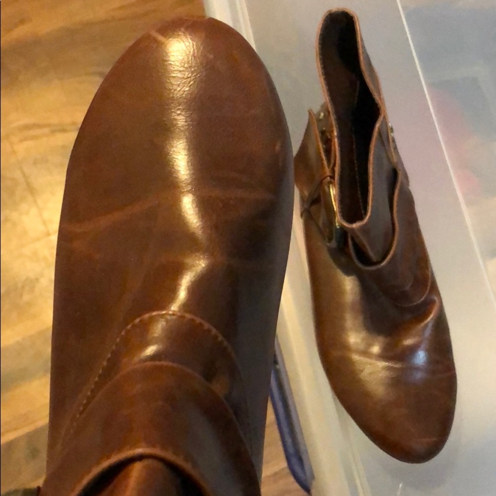 Booties - Picture 4 of 4